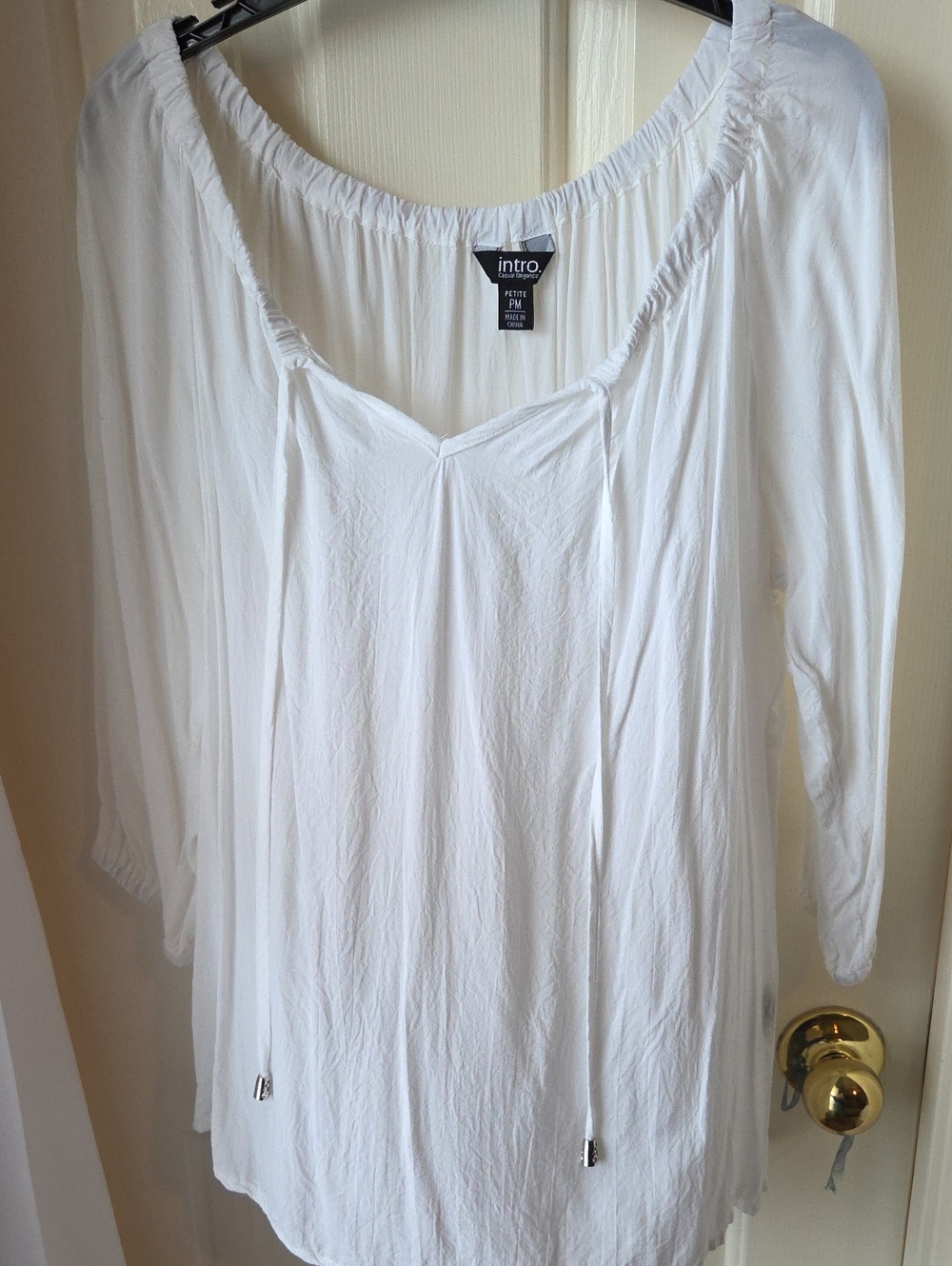 intro. White Boho Peasant Tunic with Drawstring